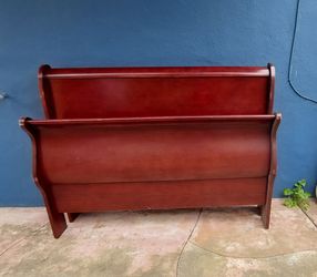 Queen Size Sleigh Bed Frame
