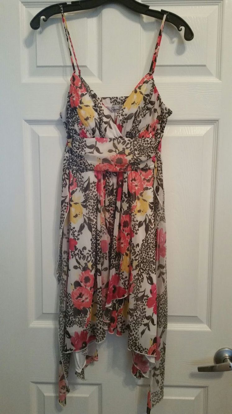 Women's Hawaiian print spaghetti strap sundress size M