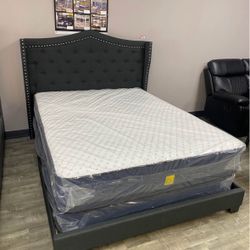 BLACK FRIDAY SPECIAL! QUEEN SIZE BED / PILLOW TOP MATTRESS / BOX SPRING AND DELIVERY $500!  