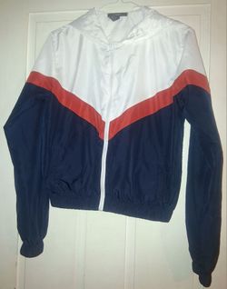 Size Small Forever 21 Hooded Colorblock Windbreaker Cropped Zip
The jacket is a Women's Size Small (S), intended for a body height/bust size of approx