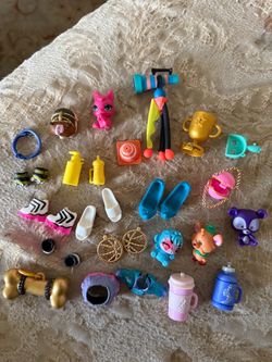 Mixed Lot of Mini Toy Figures and Accessories