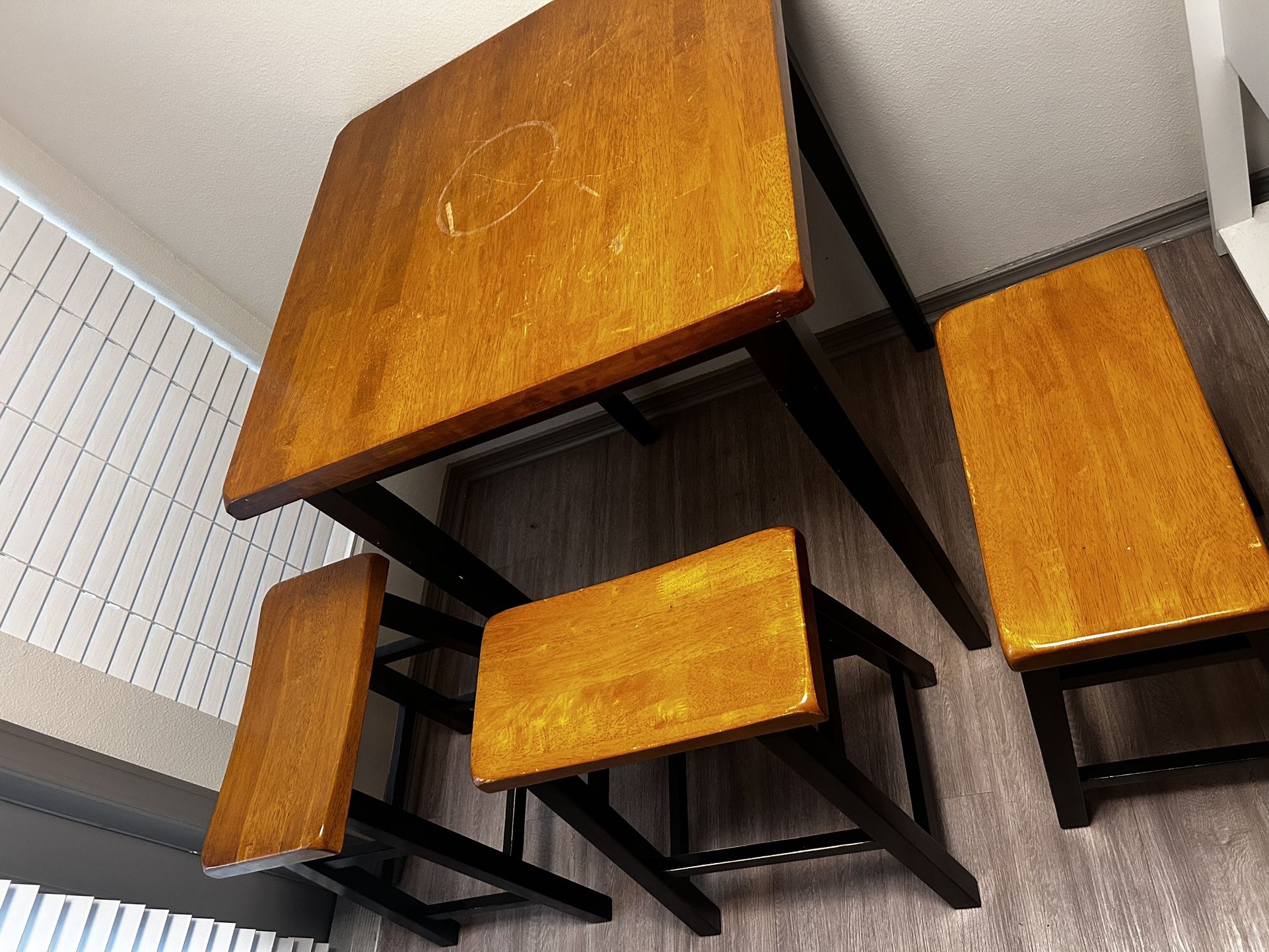 Dining Table With Bar Stools