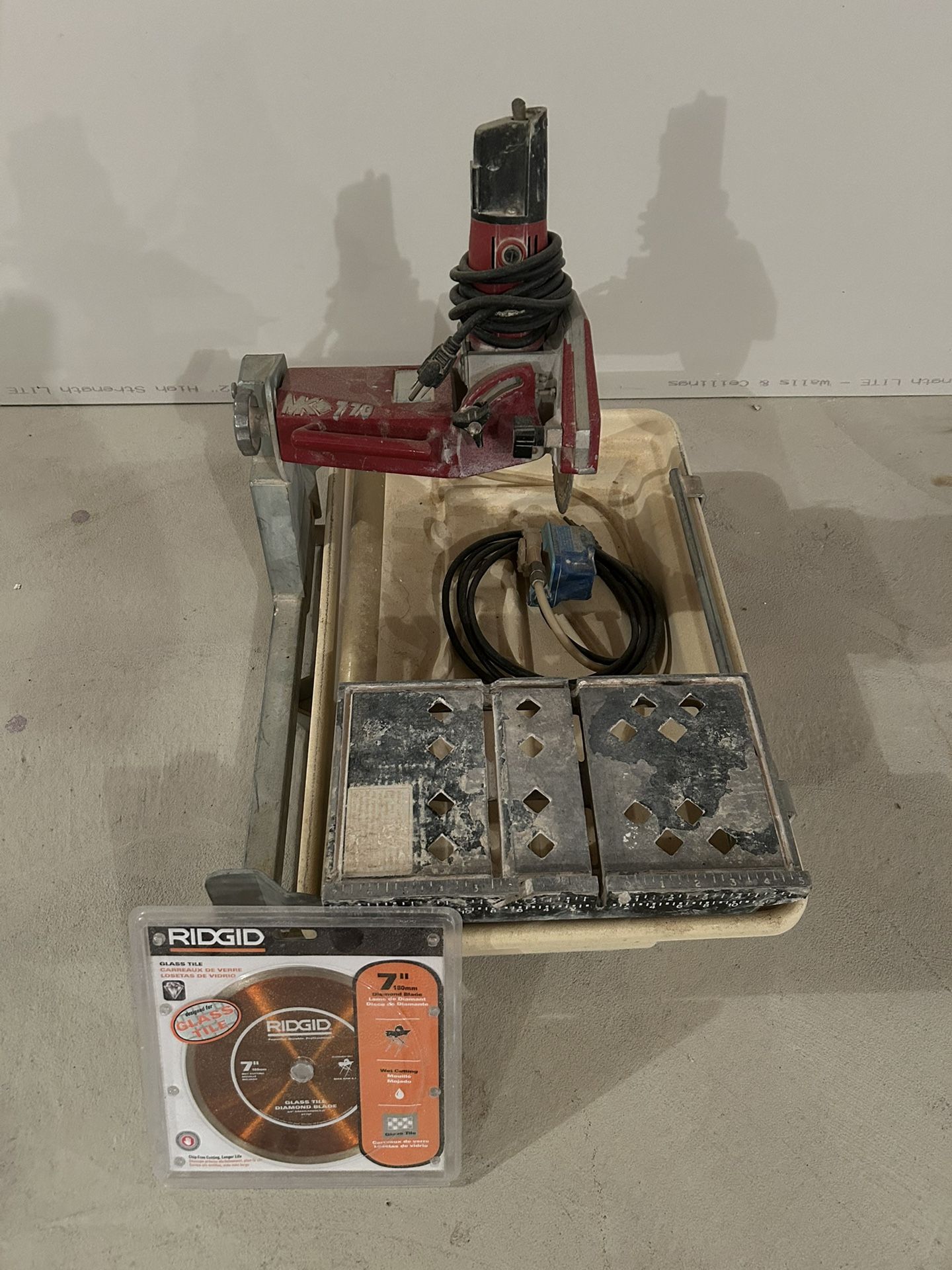 Wet Saw / Tile saw