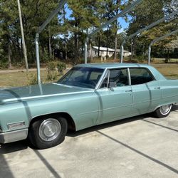 Sedan Deville