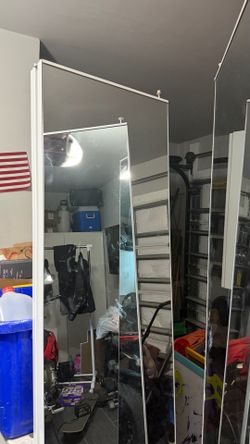 Bi fold door for free