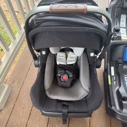 Nuna PIPA Lite LX Infant Car Seat + Base (PLUS extra base if wanted!) — Great Condition