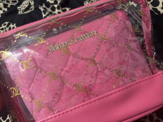 2 juicy couture makeup bags