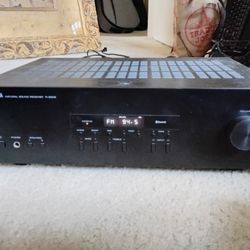 Yamaha R-S202 stereo receiver Amplifier Bluetooth Natural Sound Stereo