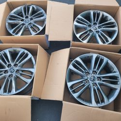 17" Rims Toyota Camry 17" Rines Toyota Camry Like NEW Fit Toyota Camry 2000 To 2017 Camry, Avalon, Solara 