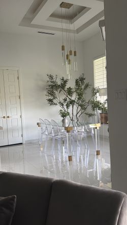 Dinning table and chairs