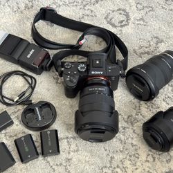 For Sale – Sony A7 III Full Frame Mirrorless Camera Kit + 3 Lenses + Extras