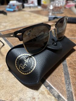 Ray Ban Clubmaster - Gold Metal Frame