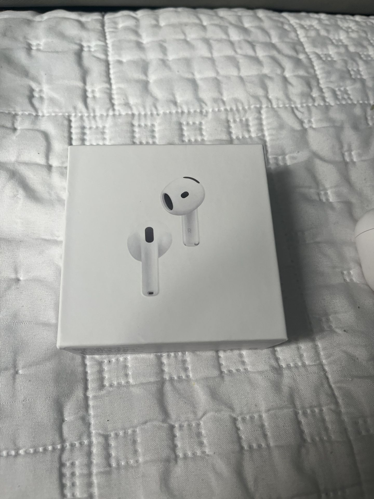 AirPod 4