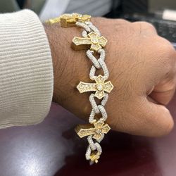 Diamond Cross Bracelet 10k  Solid Gold 
