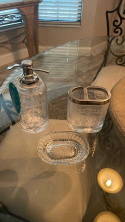 NEW 3 Pc Glass Bath Accessories Set