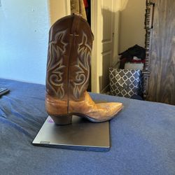 Vibrant Boots