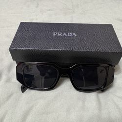 Prada Sunglasses Black