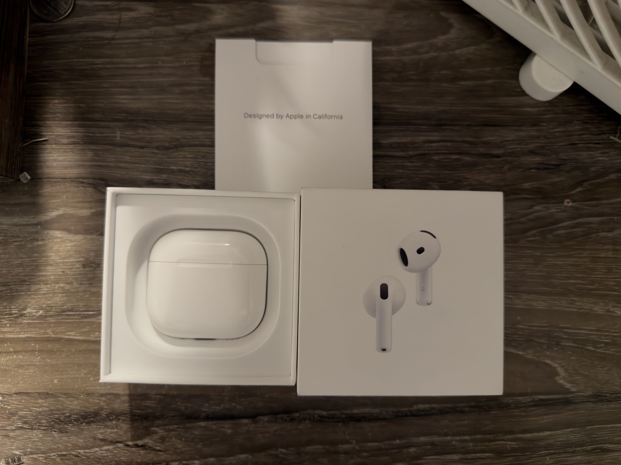 AirPods 4 With ANC (Active Noise Cancellation)