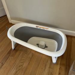 Oxo Baby Bathtub 