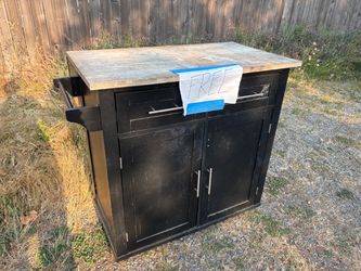 FREE kitchen island
