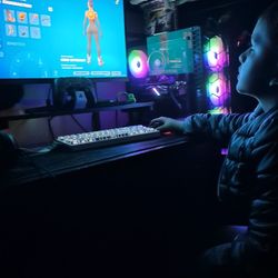 MID TIER GAMING PC NEED GONE QUICKLY