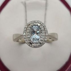 14k Gold Aquamarine And Diamond Ring