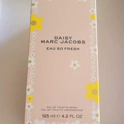 MARC JACOBS DAISY SO FRESH 