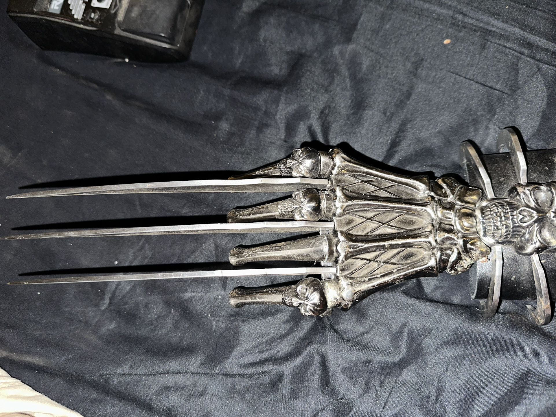 Wolverine Style Claw