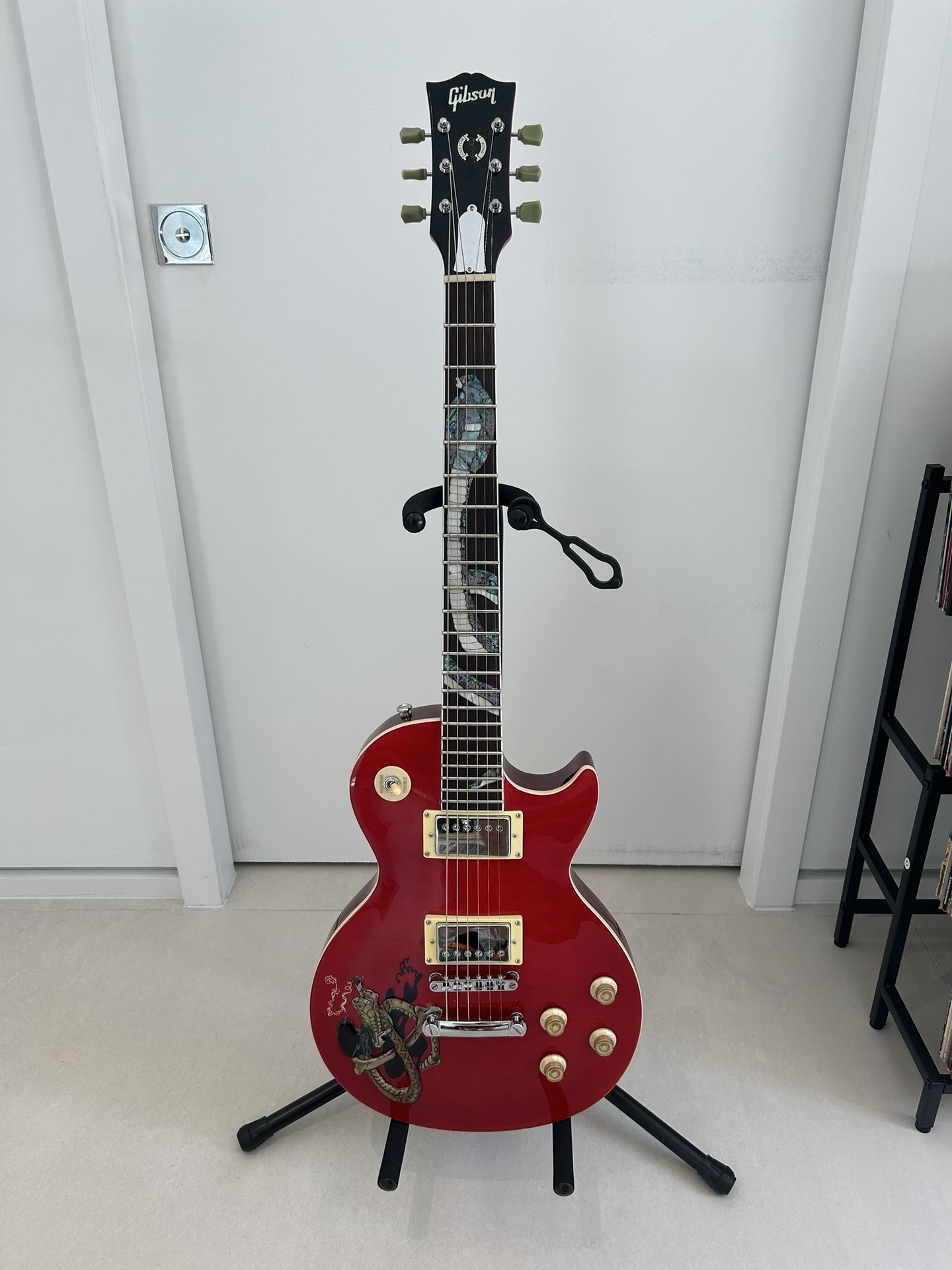 Rare Slash Les Paul Snake Pit Guitar