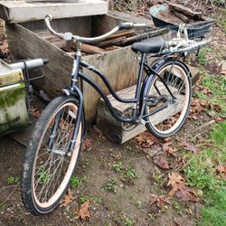 Girls Beach Cruiser Needs Fixing. Tires Hold Air $20