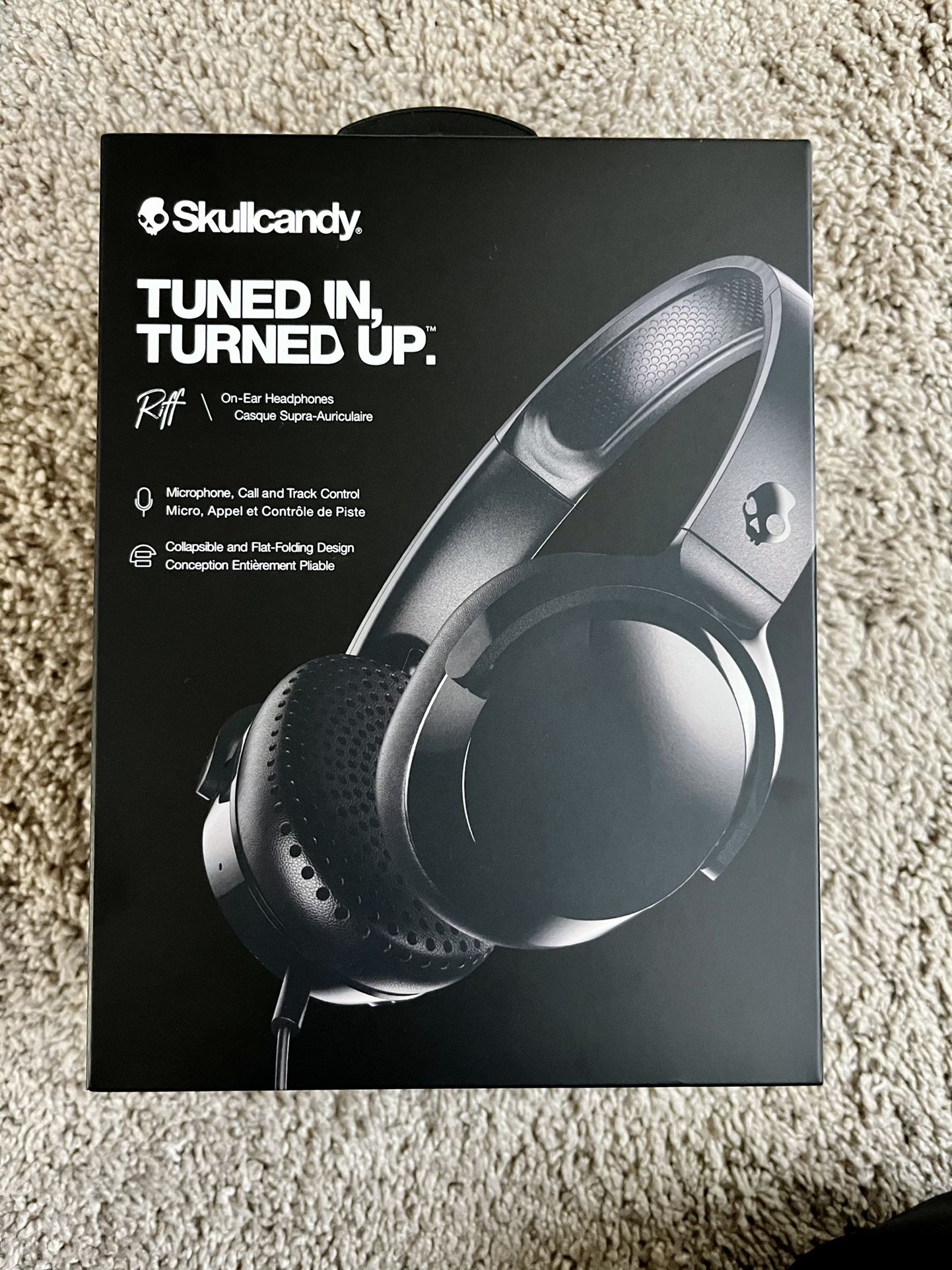 SkullCandy Headphones (Brand New).