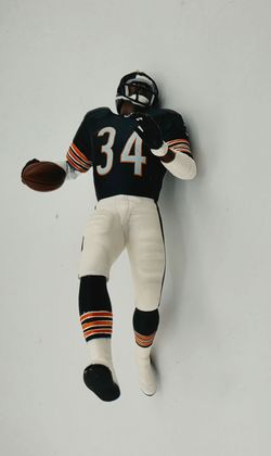 Hallmark Keepsake Ornament 2012 Walter Payton Chicago Bears Football Legends