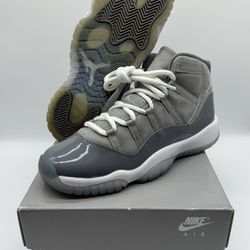 Nike Air Jordan Retro 11 XI Cool Grey 2021 (CT8012 005)  Size 7 Y | 8.5 W