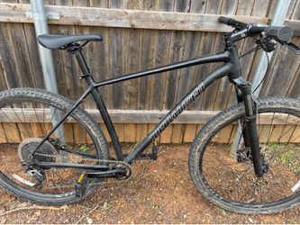 Specialized Rockhopper (XL)