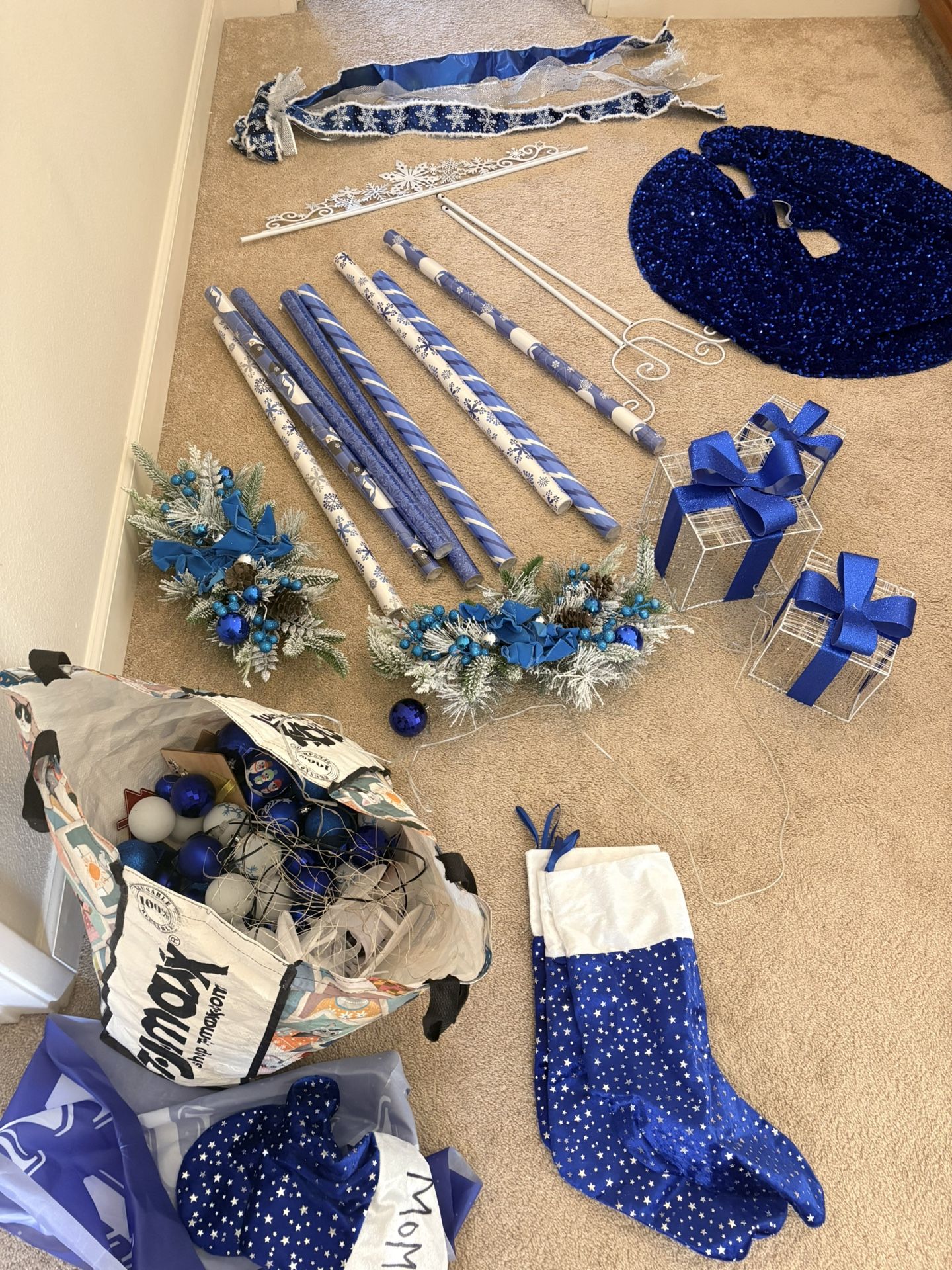 Christmas Decorations 