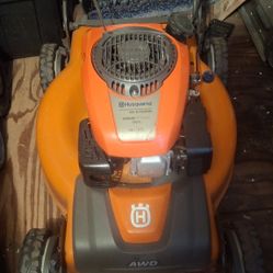 Husqvarna self propelled mower
