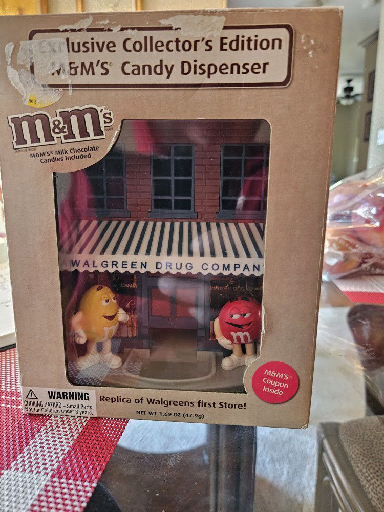 M & M's Candy Dispenser Exclusive Collectors Edition 