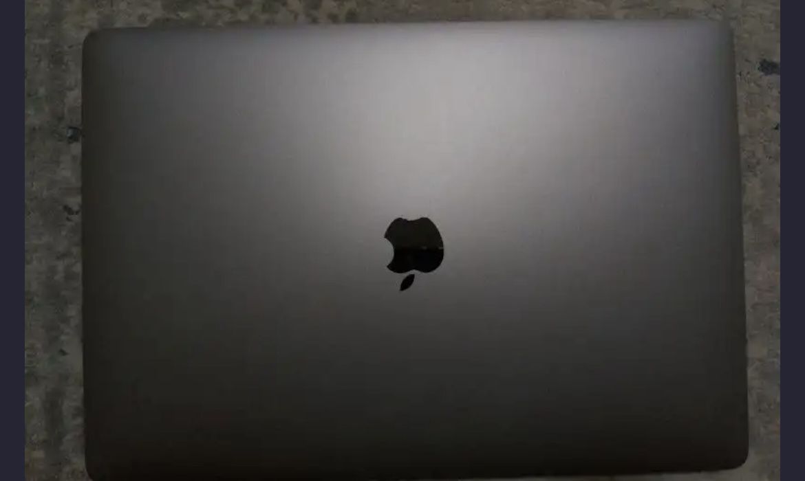 Mac book Pro Laptop from 2017 Great condition