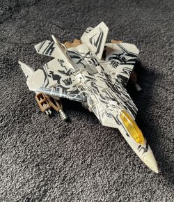Transformers Dark of the Moon Deluxe Class Starscream Mechtech