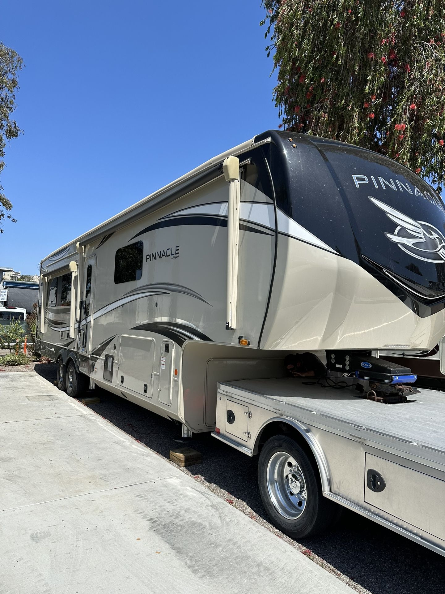 5th Wheel Trailer Transport 