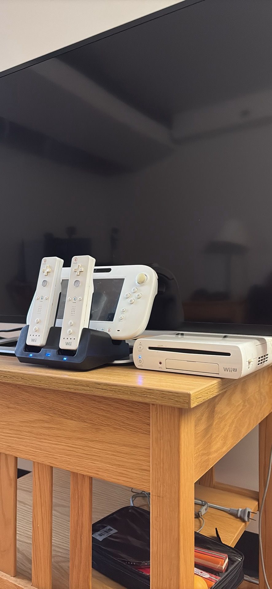 Nintendo Wii U White Bundle