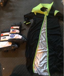 Alien & NASA Astronaut Halloween Costume Set