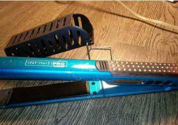 ConAir infiniti PRO hair straightner