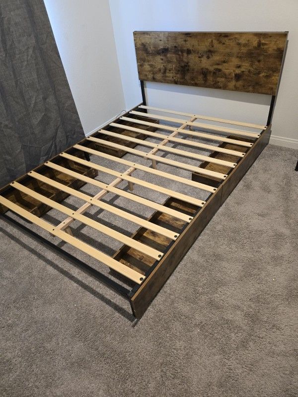 Full Size Bed Frame With 4 Drawers 