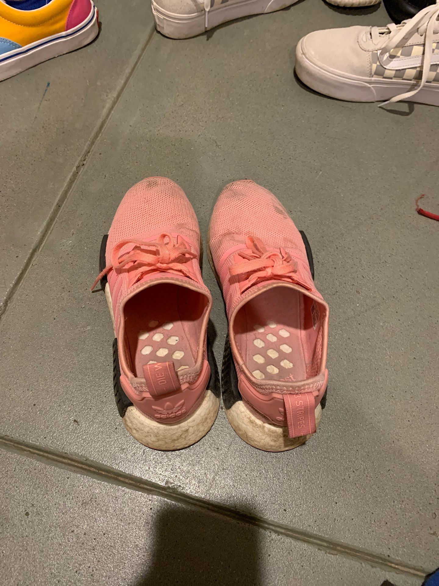 Adidas pink nmd’s