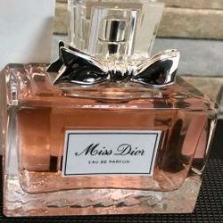 New Miss Dior Parfum 3.4 Oz Full Bottle Only (No Box) Only Sprayed 3×  Ever So It's Completely Full