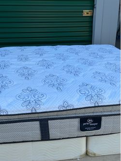 USED KING SIZE SERTA PILLOWTOP MATTRESS ONLY