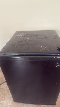 Kenmore mini fridge