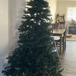 2 Yr Old Fake Tree With Box