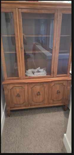 Display Hutch